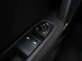 MINI Cooper (2024) thumbnail 29