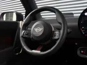 MINI Cooper (2024) thumbnail 32