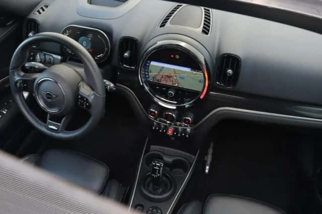 MINI Countryman (2022) thumbnail 16