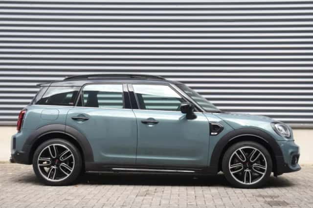 MINI Countryman (2022) thumbnail 5