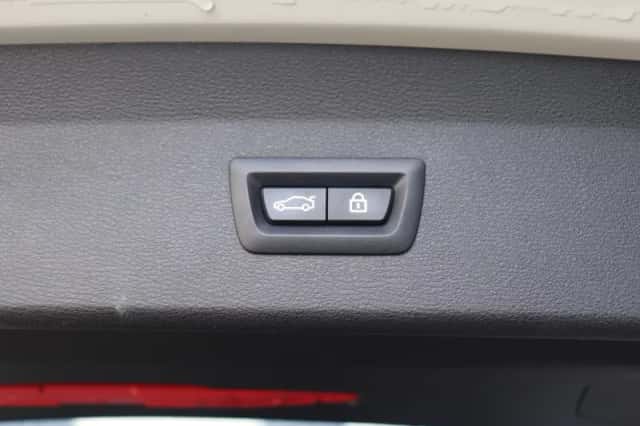 BMW X1 (2021) thumbnail 13