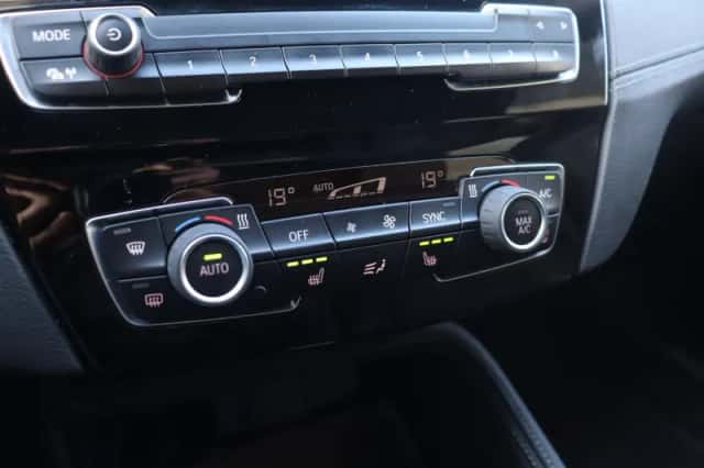 BMW X1 (2021) thumbnail 16