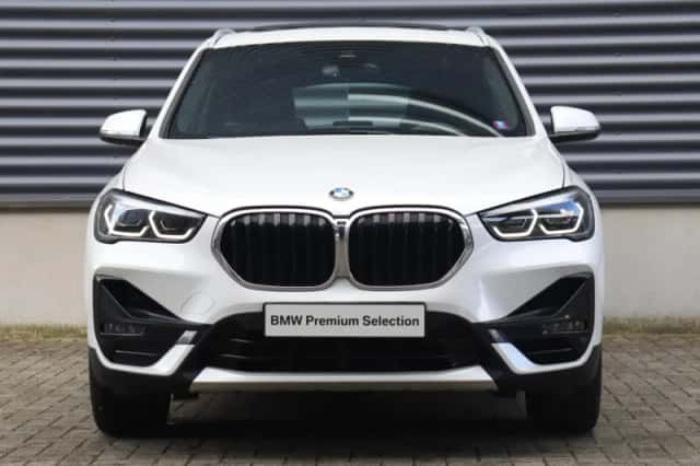 BMW X1 (2021) thumbnail 3