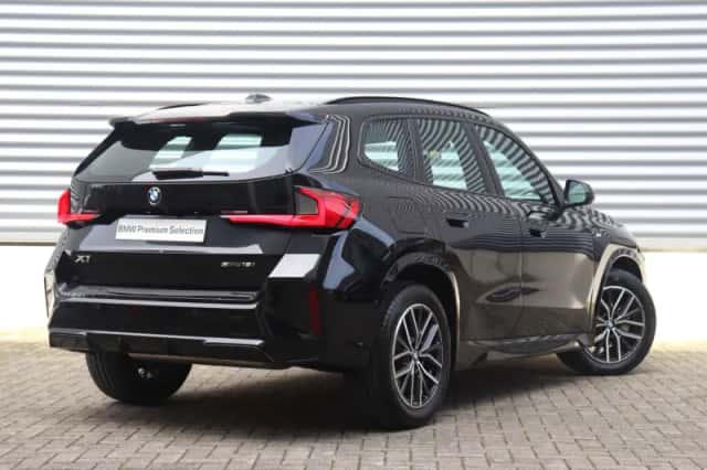 BMW X1 (2025) thumbnail 2
