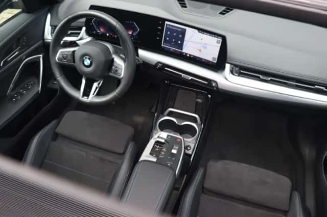 BMW X1 (2025) thumbnail 15