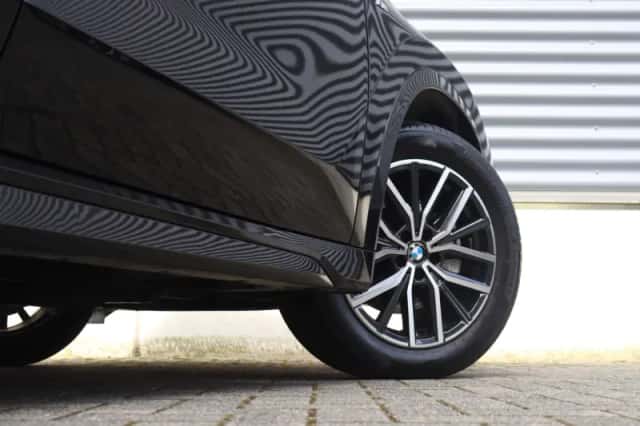 BMW X1 (2025) thumbnail 7