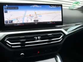 BMW i4 (2022) thumbnail 16
