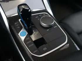 BMW i4 (2022) thumbnail 17