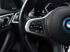 BMW i4 (2022) thumbnail 20