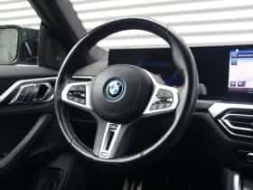 BMW i4 (2022) thumbnail 35