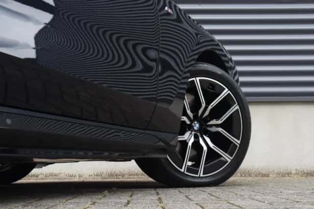 BMW i7 (2025) thumbnail 5
