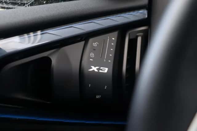 BMW X3 (2025) thumbnail 32