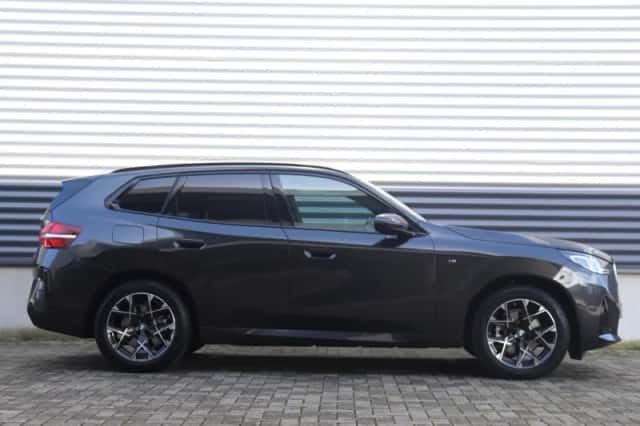 BMW X3 (2025) thumbnail 5