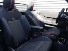 MINI Cabrio (2025) thumbnail 12