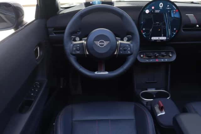 MINI Cabrio (2025) thumbnail 13