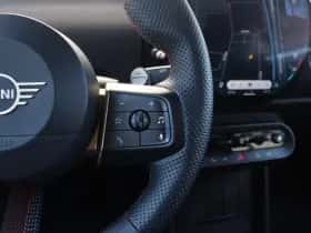 MINI Cabrio (2025) thumbnail 21
