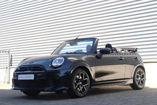 MINI Cabrio (2025) thumbnail 34