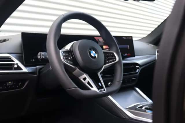 BMW i4 (2026) thumbnail 14