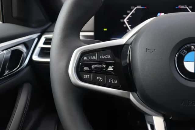 BMW i4 (2026) thumbnail 21
