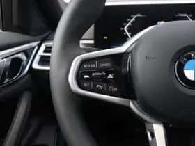 BMW i4 (2026) thumbnail 21