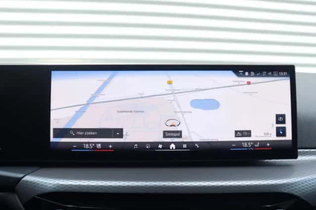 BMW i4 (2026) thumbnail 24
