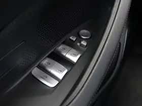 BMW i4 (2026) thumbnail 33