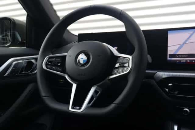 BMW i4 (2026) thumbnail 34