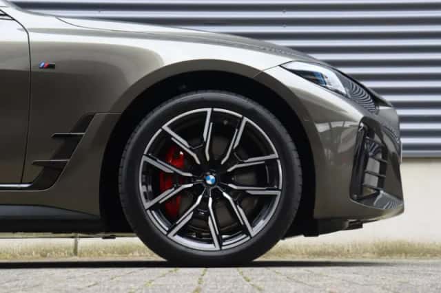 BMW i4 (2026) thumbnail 6