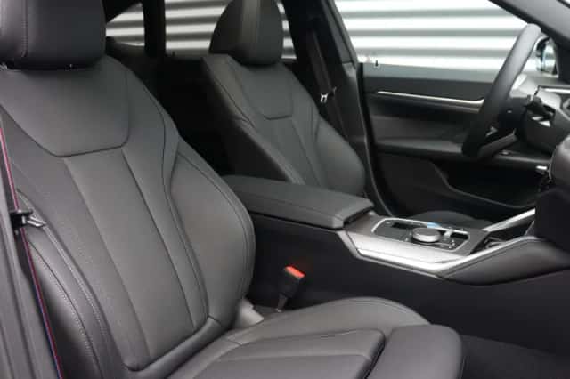 BMW i4 (2026) thumbnail 8