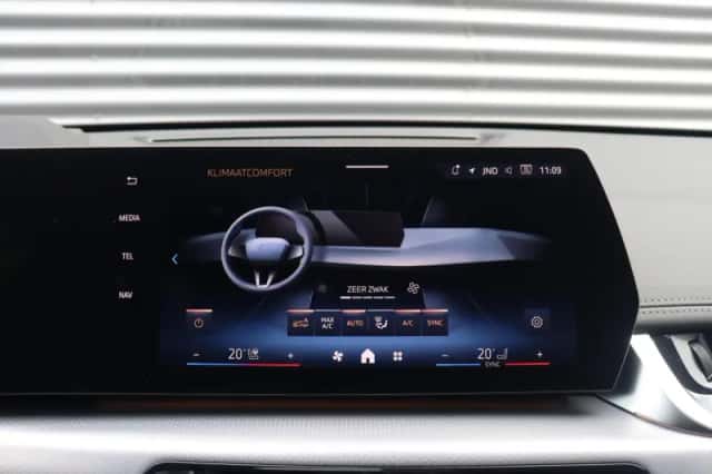 BMW iX1 (2026) thumbnail 30