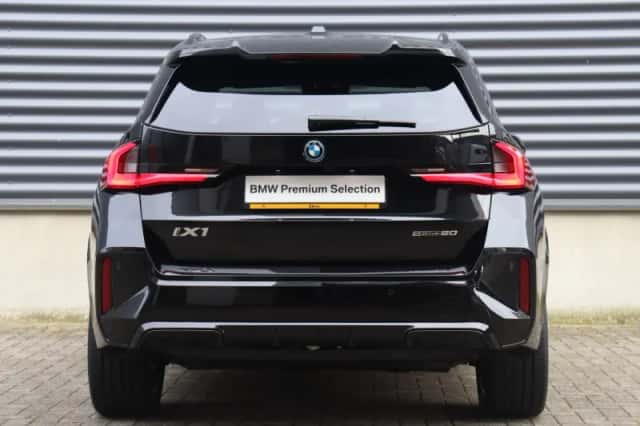 BMW iX1 (2026) thumbnail 4
