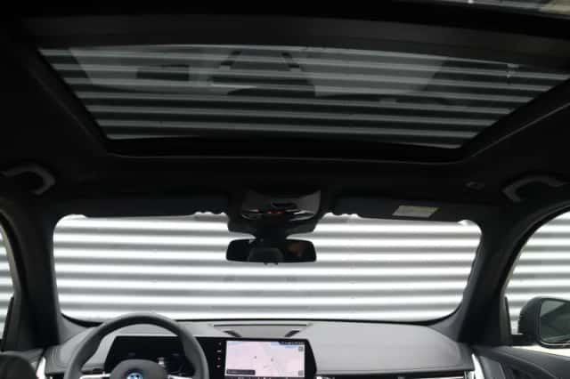 BMW iX1 (2026) thumbnail 38