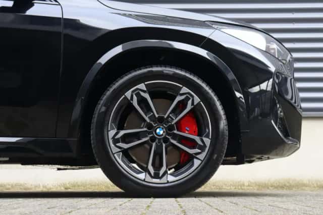 BMW iX1 (2026) thumbnail 6