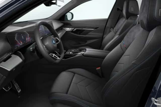 BMW i5 (2026) thumbnail 4