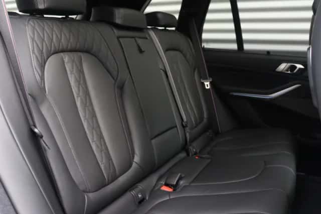 BMW X5 (2026) thumbnail 11