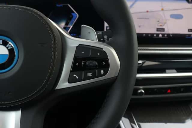 BMW X5 (2026) thumbnail 25