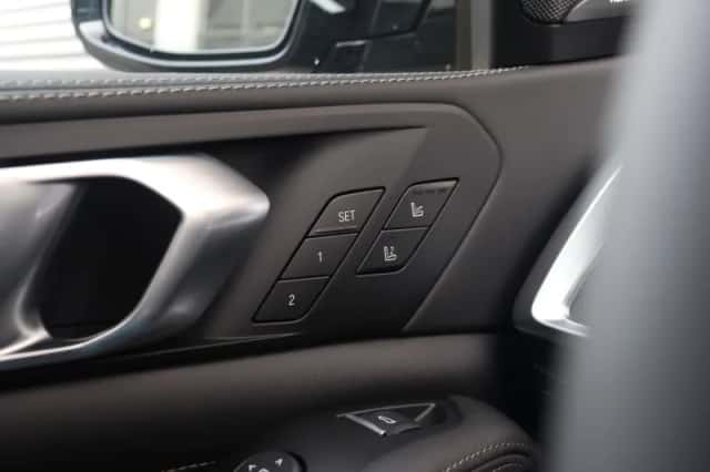 BMW X5 (2026) thumbnail 38