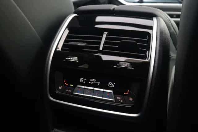 BMW X5 (2026) thumbnail 44