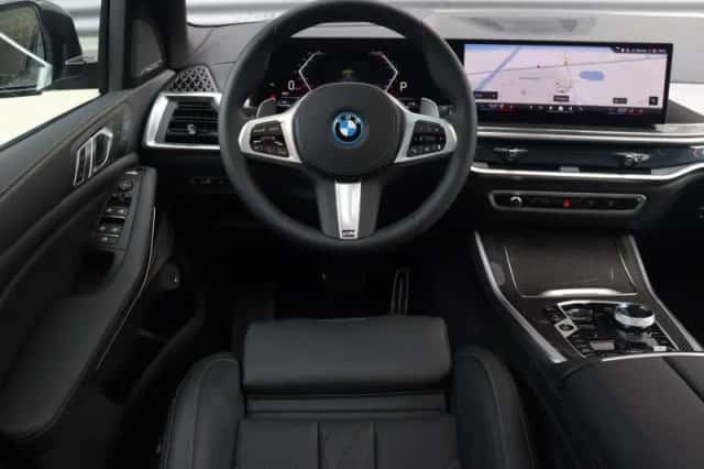 BMW X5 (2026) thumbnail 9