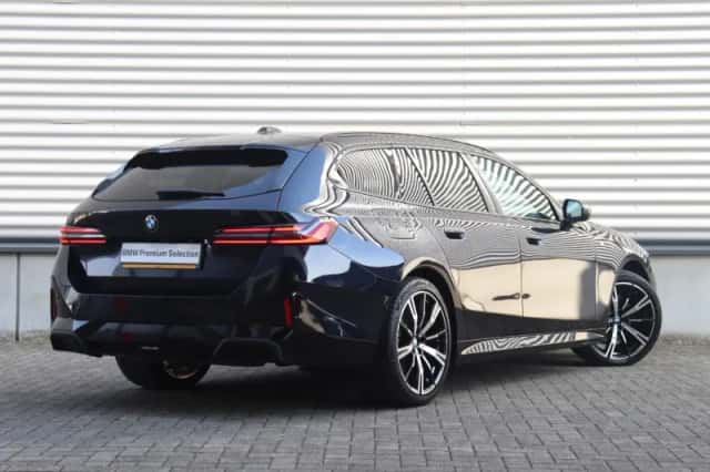 BMW 5-Serie (2025) thumbnail 2