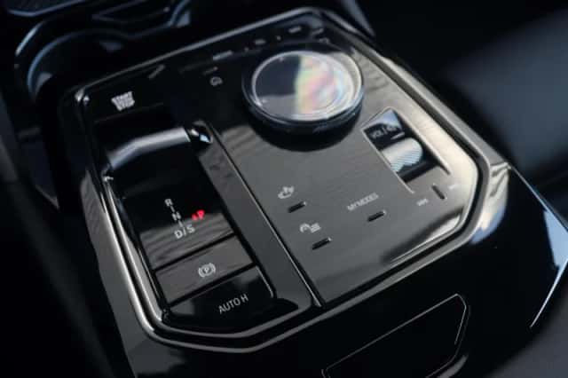 BMW 5-Serie (2025) thumbnail 19