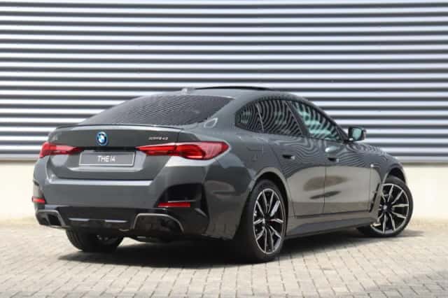 BMW i4 (2026) thumbnail 2