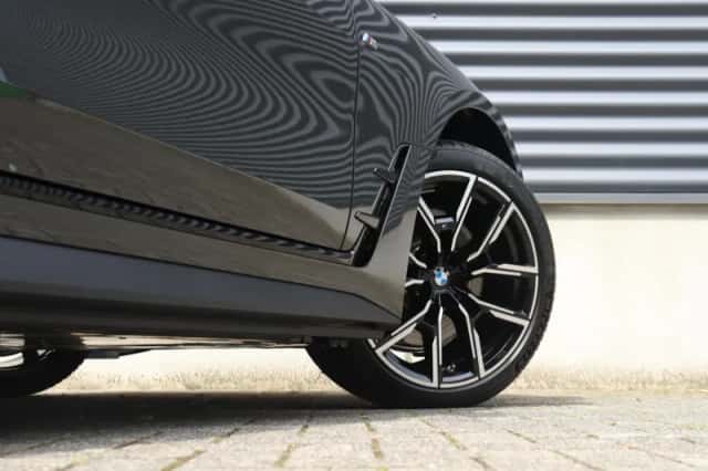 BMW i4 (2026) thumbnail 7