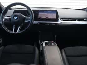 BMW X1 (2023) thumbnail 11