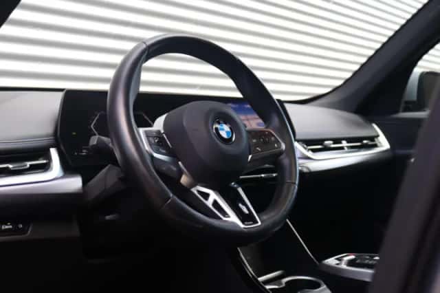 BMW X1 (2023) thumbnail 15