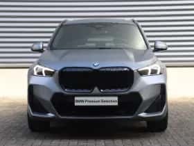 BMW X1 (2023) thumbnail 3