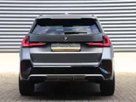 BMW X1 (2023) thumbnail 4