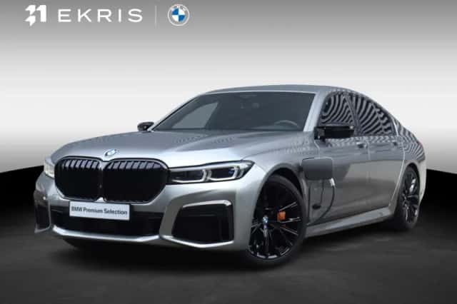 BMW 7-Serie (2019) thumbnail 1