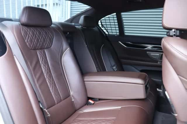 BMW 7-Serie (2019) thumbnail 11