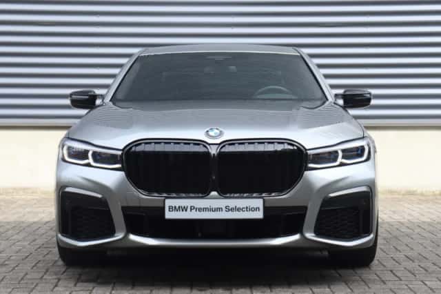 BMW 7-Serie (2019) thumbnail 3